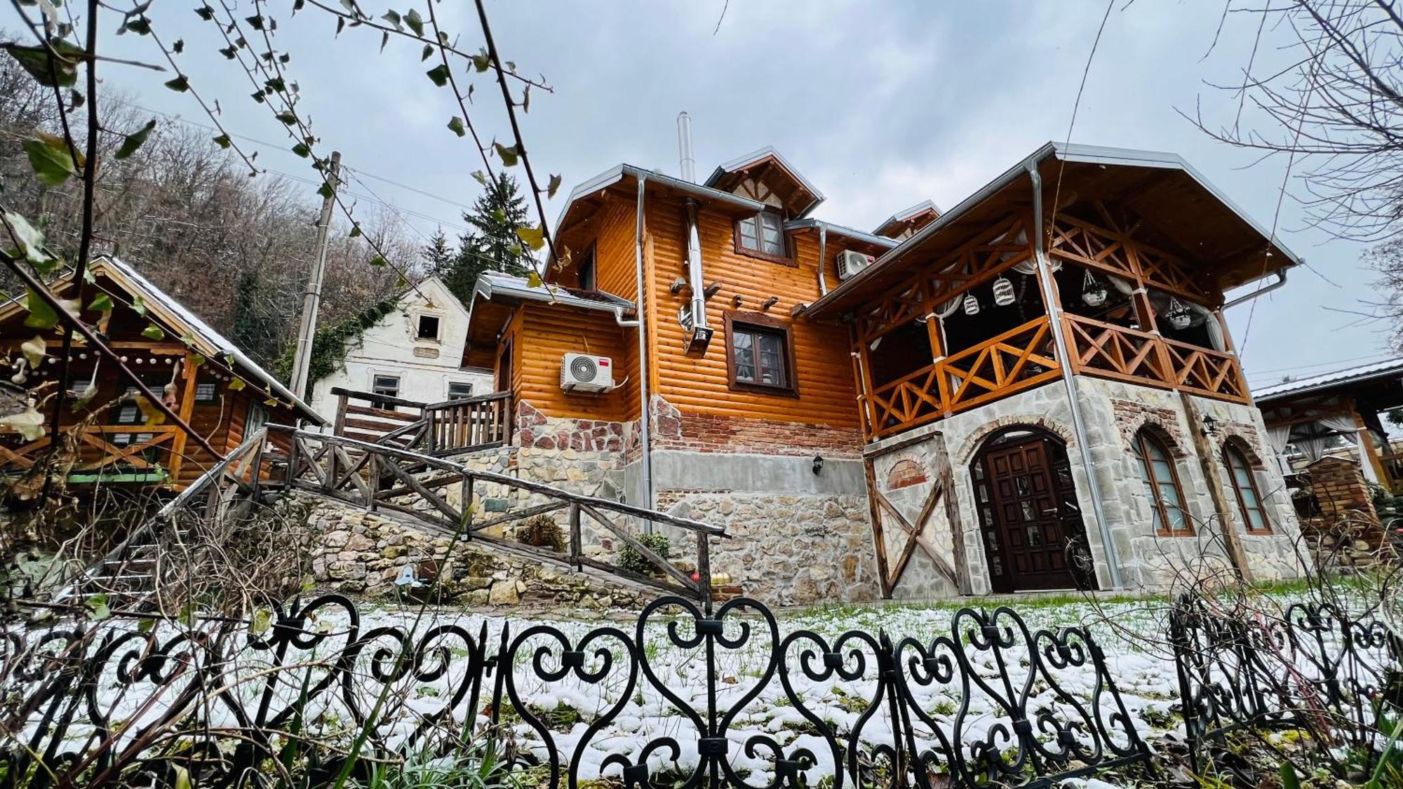 Villa Kuca Za Odmor Carolija Jastrebarsko Esterno foto